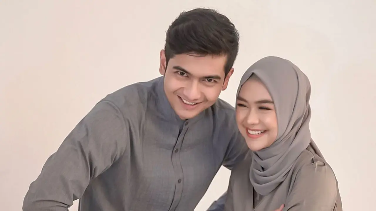 Ria Ricis dan Teuku Ryan.