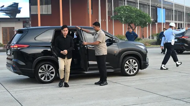 Gibran ke Batang, Ingin Investigasi Dugaan Keracunan MBG Dikebut