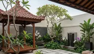 8 Rekomendasi Material Lantai Halaman yang Tidak Menyimpan Panas, Cocok untuk Iklim Tropis