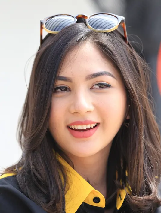 Beruntung saat menjalani syuting di London, cuacanya sangat mendukung. Musim panas itu juga mendukung saat menjalani proses syuting. (Adrian Putra/Bintang.com)