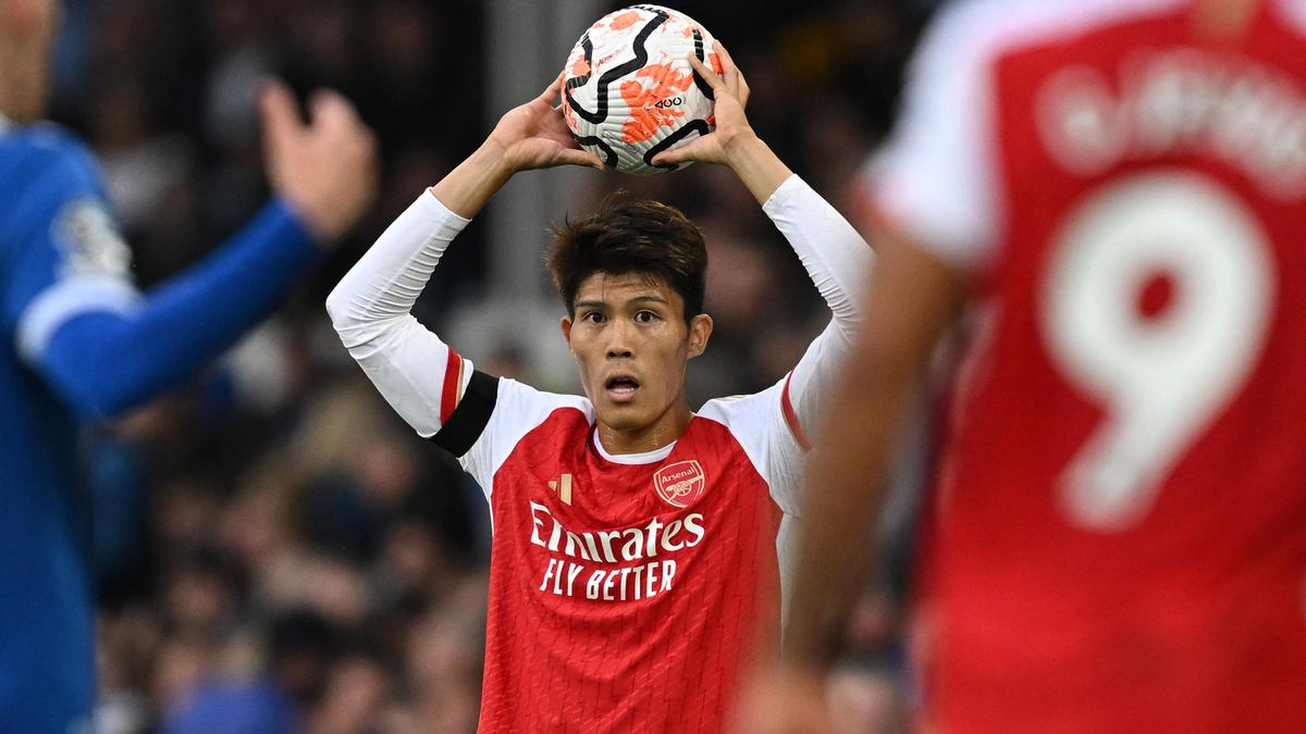 Resmi! Arsenal Putus Kontrak Takehiro Tomiyasu