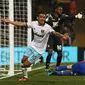 Manuel Lanzini mencetak satu-satunya gol untuk kemenangan West Ham United saat melawan Crystal Palace pada lanjutan Premier League pekan ke-8 di Selhurst Park, (15/10/2016). (Action Images via Reuters/Matthew Childs)