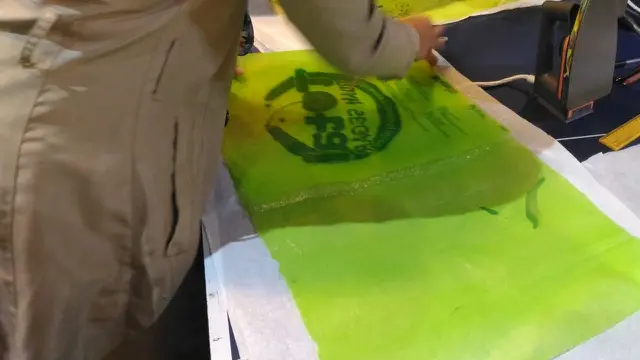 Cara Sulap Sampah Plastik Jadi Tempat Koin Unik