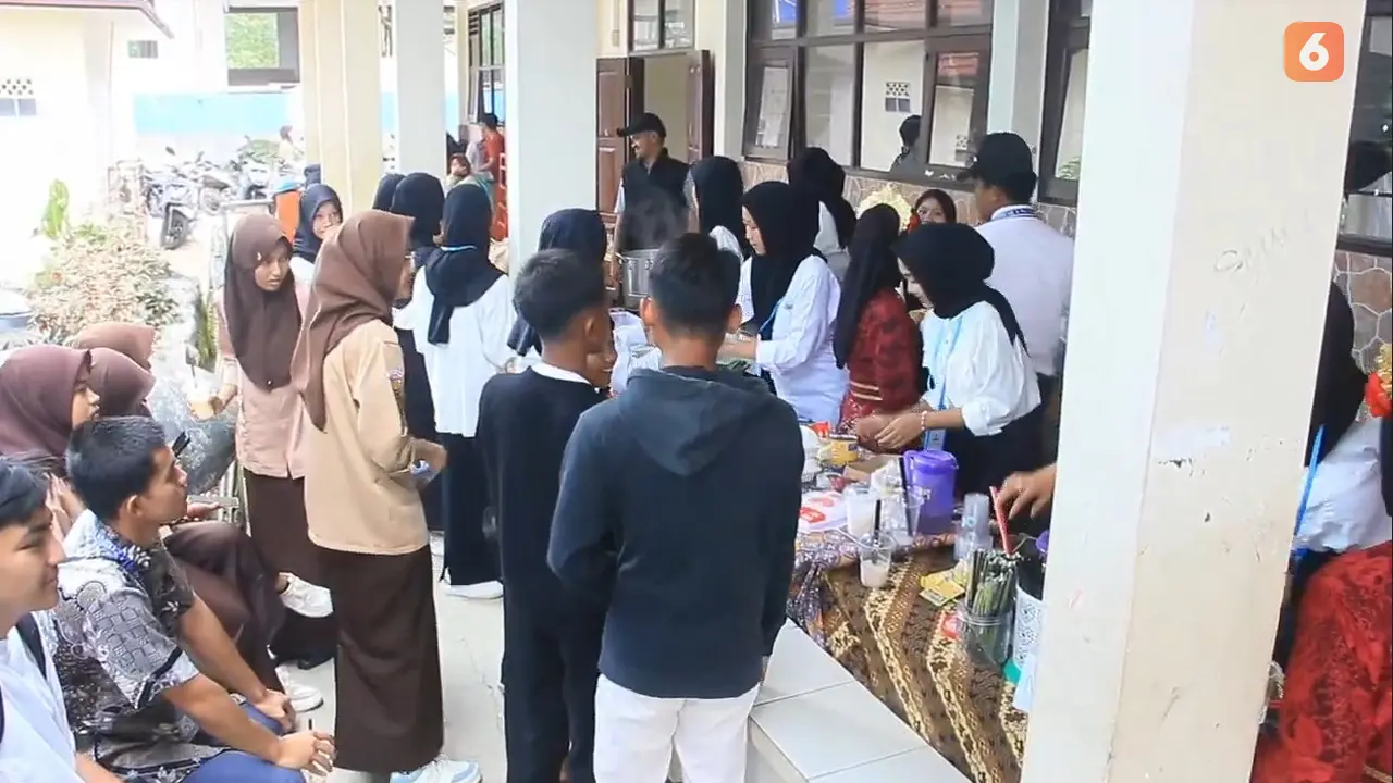 Pekan kuliner ramah lingkungan oleh siswa SMAN 1 Jampangtengah, Kabupaten Sukabumi (Liputan6.com/Fira Syahrin).