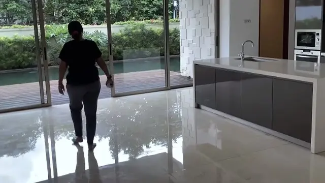 Potret Rumah Baru Dewi Perssik Usai Dilempari Benda Keras