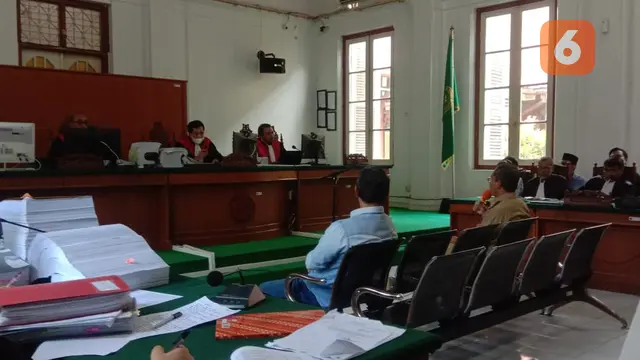 Wali Kota Makassar Danny Pomanto menjadi saksi dalam sidang Kasus Korupsi RS Batua Makassar (Liputan6.com/Eka Hakim)