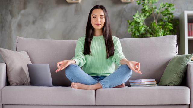 Masih Sering Overthinking? Coba Lakukan 3 Tips Jitu Ini untuk Mengendalikannya