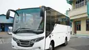 New Armada Touristo menjadi bus 3/4 yang menggunakan mesin depan. Hal ini terlihat dari adanya grill pada bagian muka depan Toristo. (Source: konsultan-mitsubishi.com)