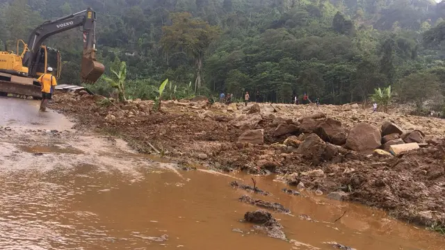 Kondisi lokasi yang diterjang banjir bandang di Bogor