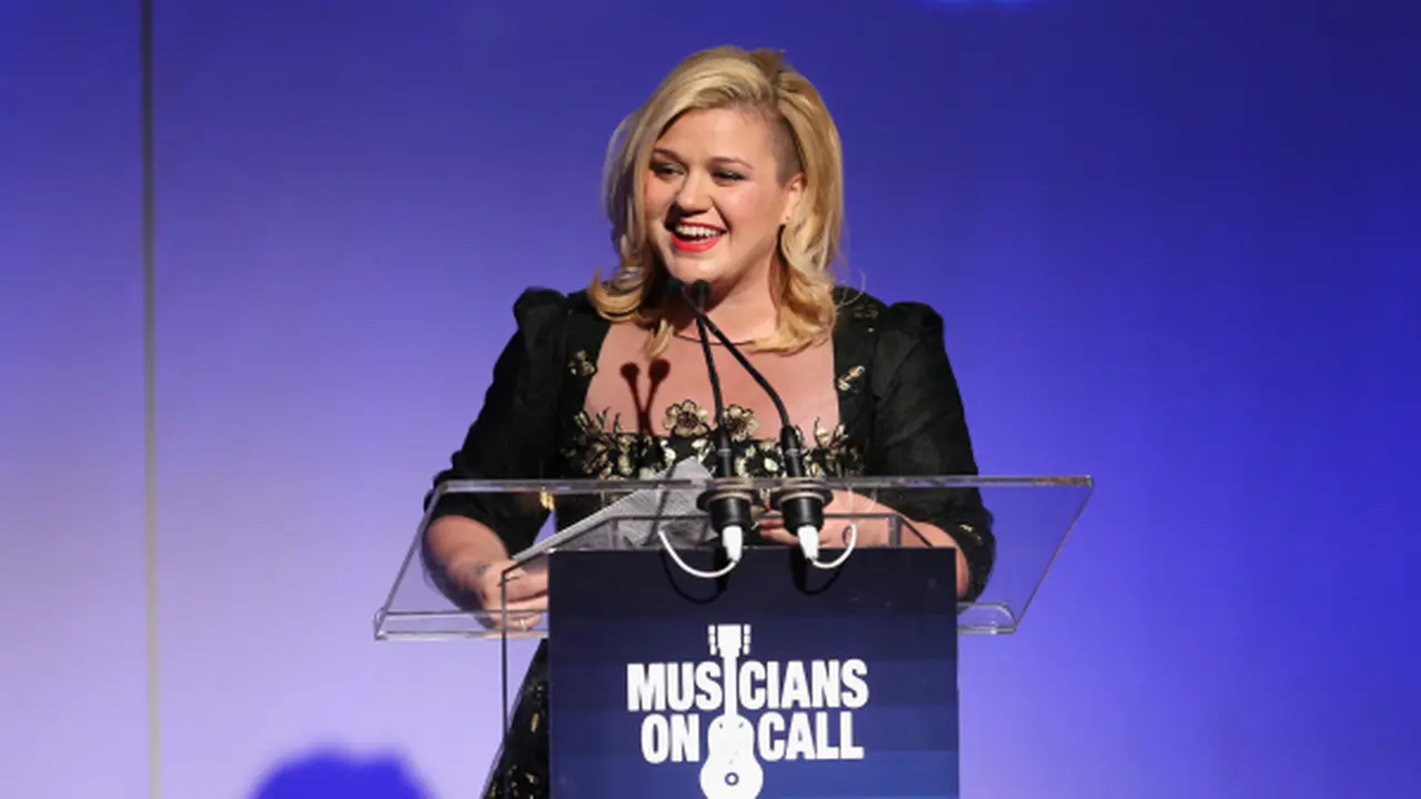 Kelly Clarkson