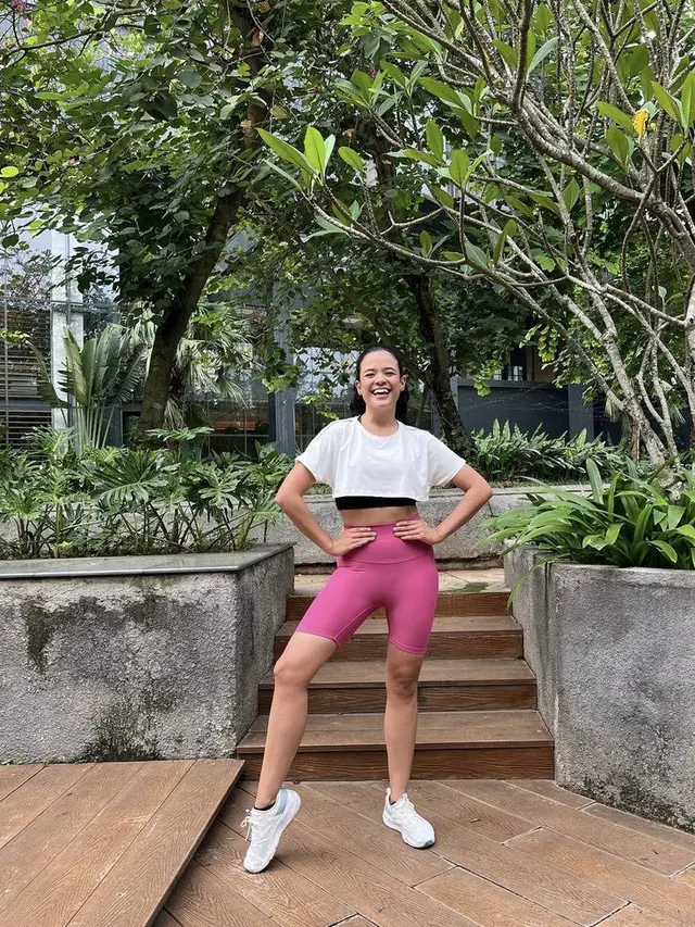 Tampilan Terbaru Mantan Penyanyi dan Aktris Cilik, Cantika Felder, credit: @cantikafelder