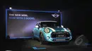 MINI Indonesia pada hari ini (5/3/2015) resmi meluncurkan model terbarunya, New MINI 5-Door di kawasan SCBD, Jakarta. (Liputan6.com/Helmi Afandi)