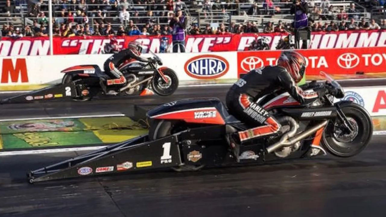 Drag Race Harledy Davidson