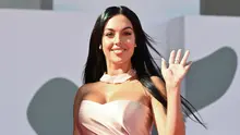 Sebagai model yang namanya sangat bersinar, Georgina bisa melakukan apapun. Selain itu, Georgina Rodriguez memiliki tubuh yang indah. Itu kenapa dirinya lumayan bersinar di dunia modeling. (Foto: AFP/Alberto Pizzoli)