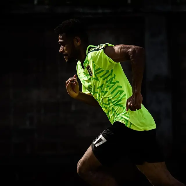 Kembali ke Tim, Ini 5 Potret Ricky Kambuaya saat Latihan Persebaya Surabaya