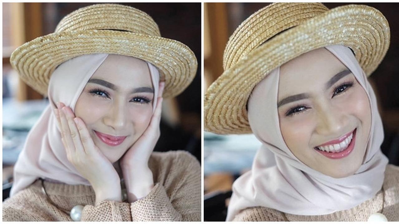 Berhijab, Melody Eks JKT48 Tampil Cantik dengan Makeup Natural
