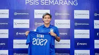 Alfeandra Dewangga resmi memperpanjang kontrak bersama PSIS Semarang. (Dok. Instagram Alfeandra Dewangga)