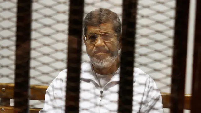 Momen Mohammed Morsi Jalani Sidang Sebelum Meninggal