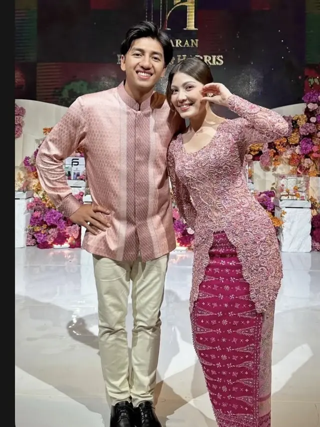 Haviza Devi saat Tunangan dengan Harris Vriza di Medan.