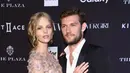 Alex Pettyfer dikabarkan berpacaran dengan seorang model bernama Marloes Horst. Namun hubungan Alex dan Marloes berakhir di tahun 2016. (AFP/Bintang.com)