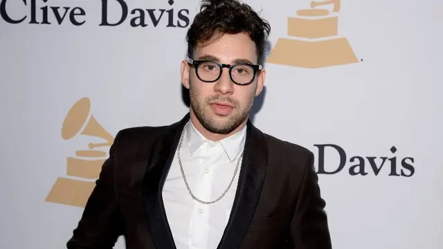 [Bintang] Jack Antonoff