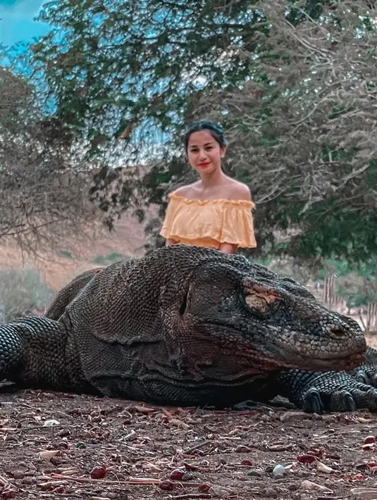 Tidak mudah memang bertahan di situasi pandemi seperti belakangan ini. Selain pebisnis seperti Kirana Larasati, banyak bidang yang juga harus berjuang bertahan demi keberlangsungan hidup. (Instagram/kiranalarasati)