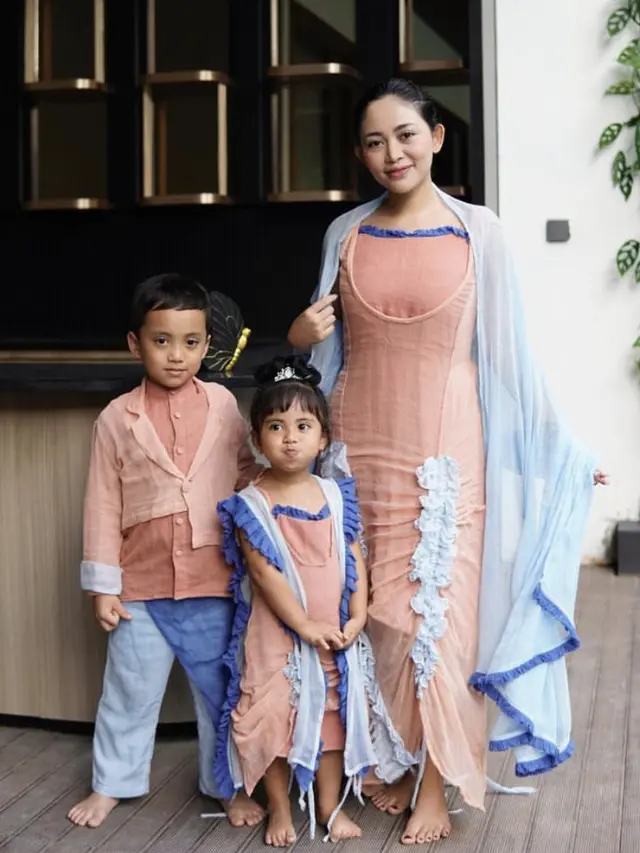 Busana Rachel Vennya saat lebaran ke dua