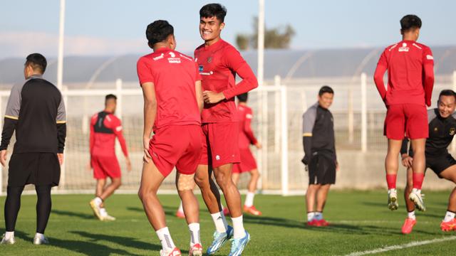 Foto: Senyum Semringah Pemain Timnas Indonesia saat Sesi Latihan di Turki, Sudah Ada Rafael Struick dan Ivar Jenner