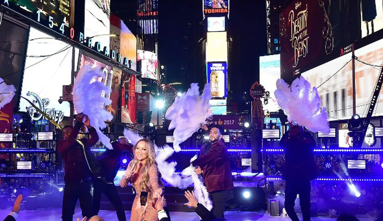 Penampilan Mariah Carey yang terbilang gagal lantaran tertangkap lip sync, membuat para penggemarnya merasa heran dengan kegagalan yang dilakukan oleh seorang diva. (AFP/Bintang.com)