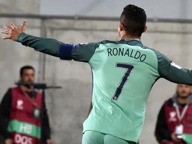 Bintang Portugal, Cristiano Ronaldo mencetak 15 gol selama babak kualifikasi Piala Dunia 2018. Portugal masih menyisakan satu laga melawan Swiss untuk merebut tiket otomatis ke putaran final Piala Dunia 2018. (AFP/Pascal Pavani)