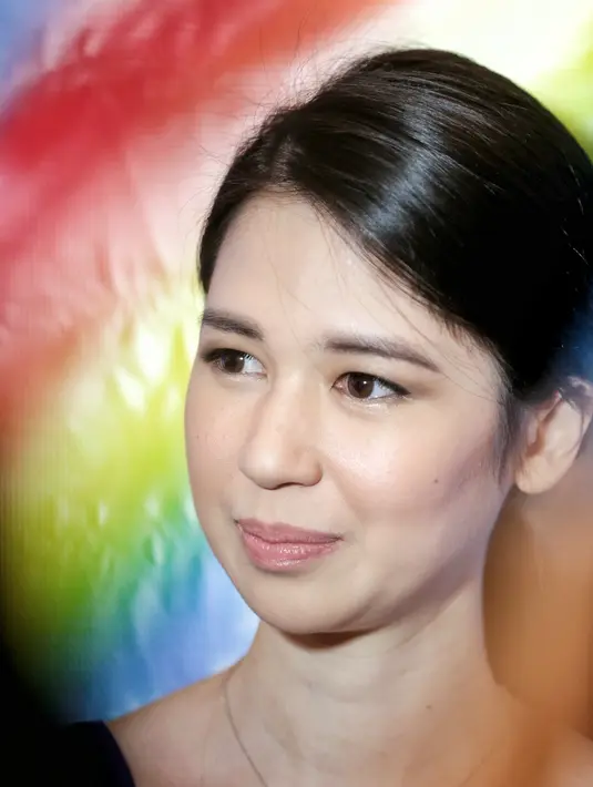 Laura Basuki mengaku sangat posesif terhadap buah hatinya, Owen Sandjaja. Bahkan, ia mengaku tidak rela melihat anaknya dipeluk oleh orang lain. Meski capek, ia merasa puas bisa mengikuti tumbuh kembang putranya. (Adrian Putra/Bintang.com)