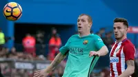 Bek Barcelona Menuju Sporting