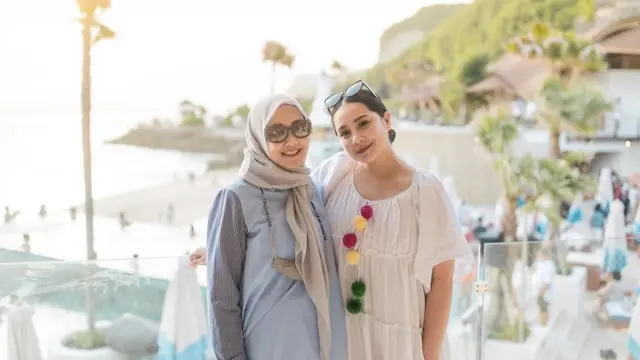 Gaya OOTD Nagita Slavina di Bali/dok. Instagram  (@raffinagita1717)