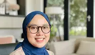 Model Kacamata untuk Wajah Bulat by Meta AI