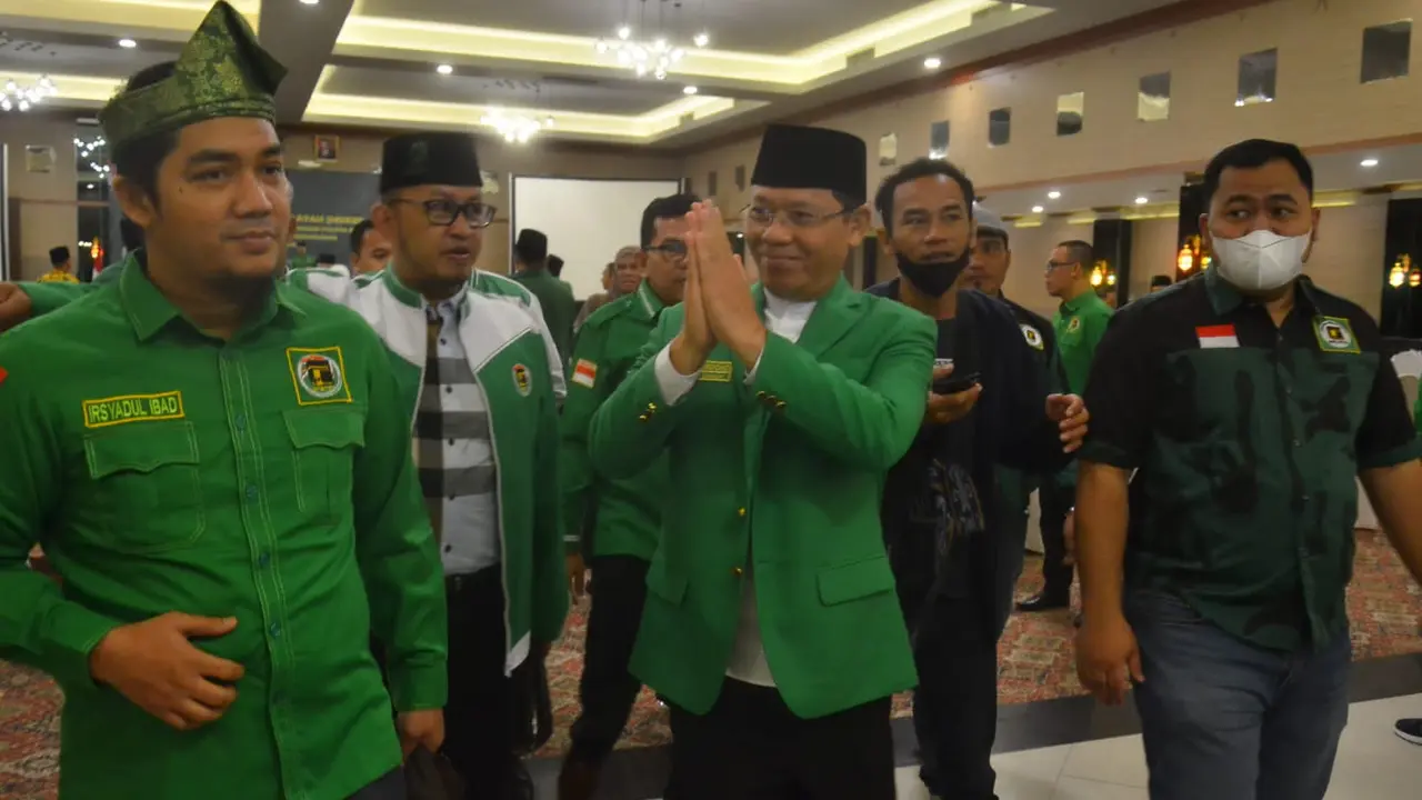 Plt Ketua Umum Partai Persatuan Pembangunan (PPP) menghadiri pembukaan Musyawarah Kerja Wilayah (Mukerwil) di Pekanbaru, Riau.