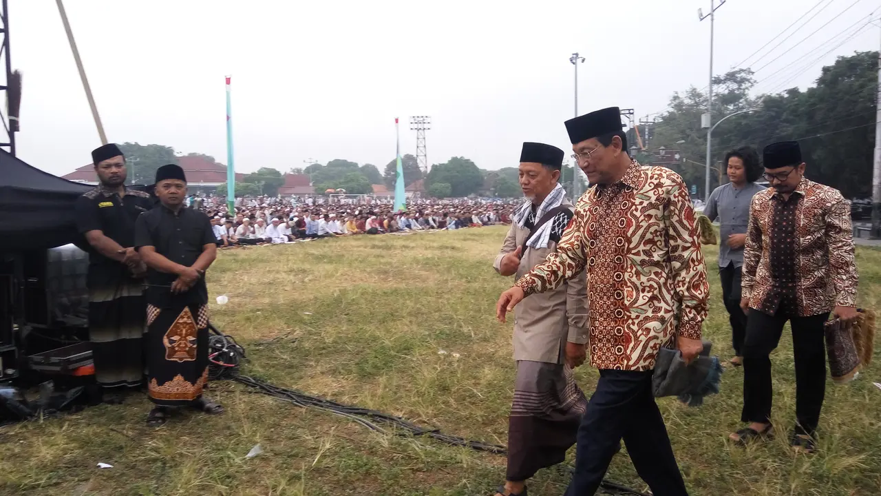 Sultan HB X