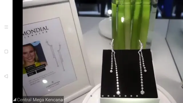 Anting-Anting Panjang Bakal Jadi Tren Perhiasan Berlian pada 2021