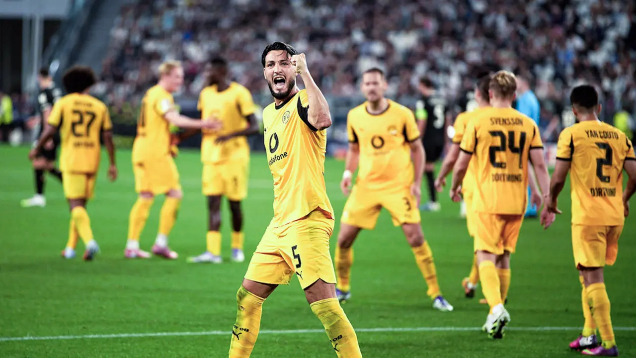 Pertarungan seru tersaji saat Juventus harus puas berbagi angka 4-4 dengan Borussia Dortmund dalam matchday pertama League Phase Liga Champions 2025/2026 di Allianz Stadium, Rabu (17/9/2025) dini hari WIB.