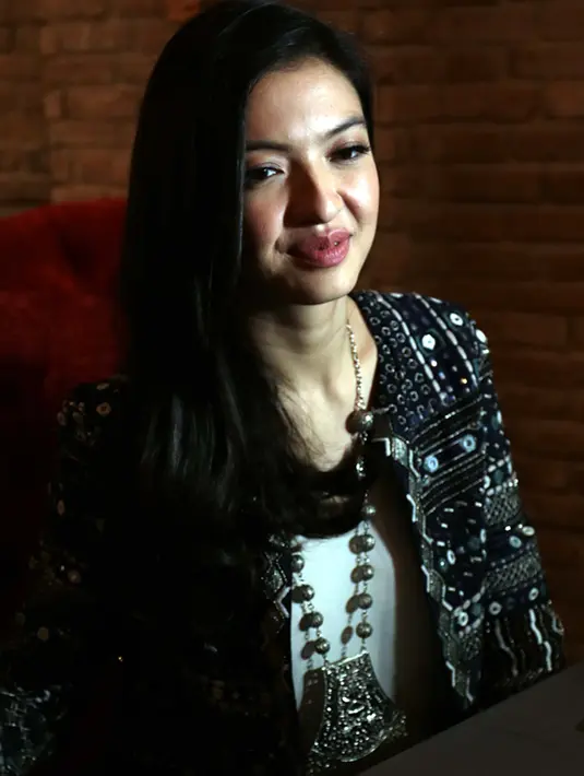 Aktris cantik ini menuturkan bahwa dirinya telah mendapatkan motivasi untuk mempelajari dan memperdalam ilmu agama Islam. Berbagai ilmu dan teori soal Islam dipelajari Raline. (Deki Prayoga/Bintang.com)