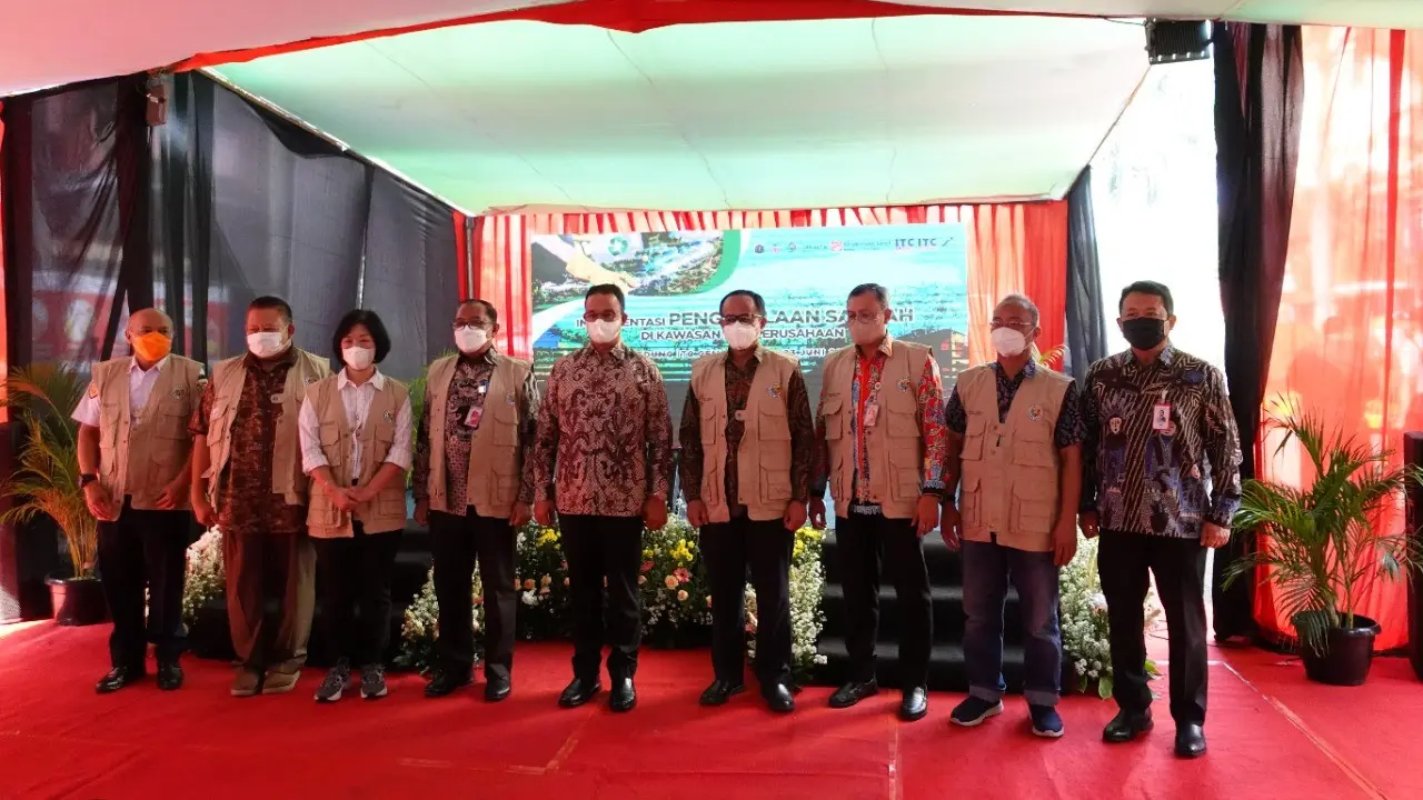 Bank DKI mendukung peluncuran program implementasi pengelolaan sampah secara mandiri untuk industri maupun perusahaan yang diluncurkan di ITC Cempaka Mas, Jakarta Pusat