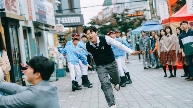 Choi Hyun Wook dalam Twinkling Watermelon