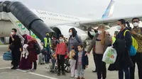 Evakuasi WNI dari Ukraina dengan menggunakan pesawat Garuda Indonesia (ANTARA/HO-Garuda Indonesia)