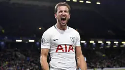 Harry Kane (Tottenham Hotspur) - Kapten Timnas Inggris ini berhasil meraih tiga kali gelar top skor Premier League. Yakni pada musim 2015/2016 dengan 25 gol, 2016/2017 dengan 29 gol dan 2020-2021 dengan 23 gol. (Foto: AP/Anthony Devlin)