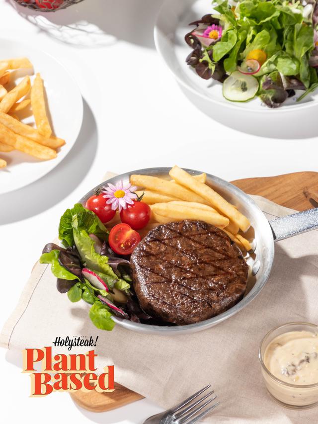 The Real Holysteak! Ikut Tren Daging Nabati, Luncurkan Menu Steak 376 Kalori