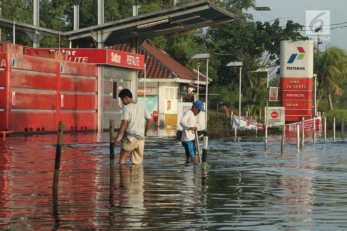 Banjir Rob Muara Baru
