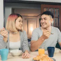 Pola makan./Copyright&nbsp;freepik.com/author/tirachardz