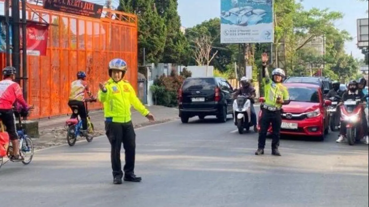 situasi lalu lintas di lembang kabupaten bandung
