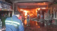 Pusat Perbelanjaan di Situbondo Terbakar, 10 Siswi Magang Alami Sesak Napas