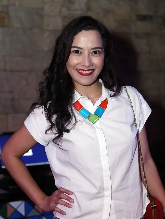 Lantaran keduanya sama-sama dikenalnya. Menurutnya Vonny dan Atalarik terlihat cocok satu sama lain. (Nurwahyunan/Bintang.com)