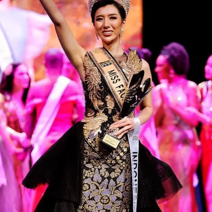 Nadia Tjoa terpilih menjadi Miss Face of Humanity 2022